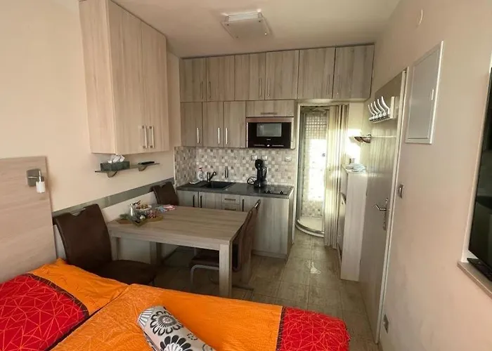 15 Mísečky Apartamento